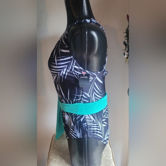 George Plus Black and White Swimsuit with Aqua Sash Sz.18W - Picture 5 of 7
